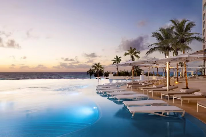 Le Blanc Spa Resorts Cancun